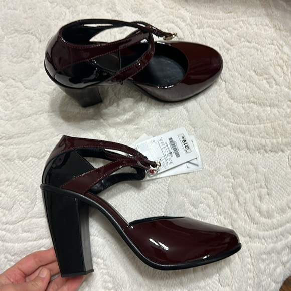 Zara limited edition high heel burgundy shoes - Picture 6 of 8